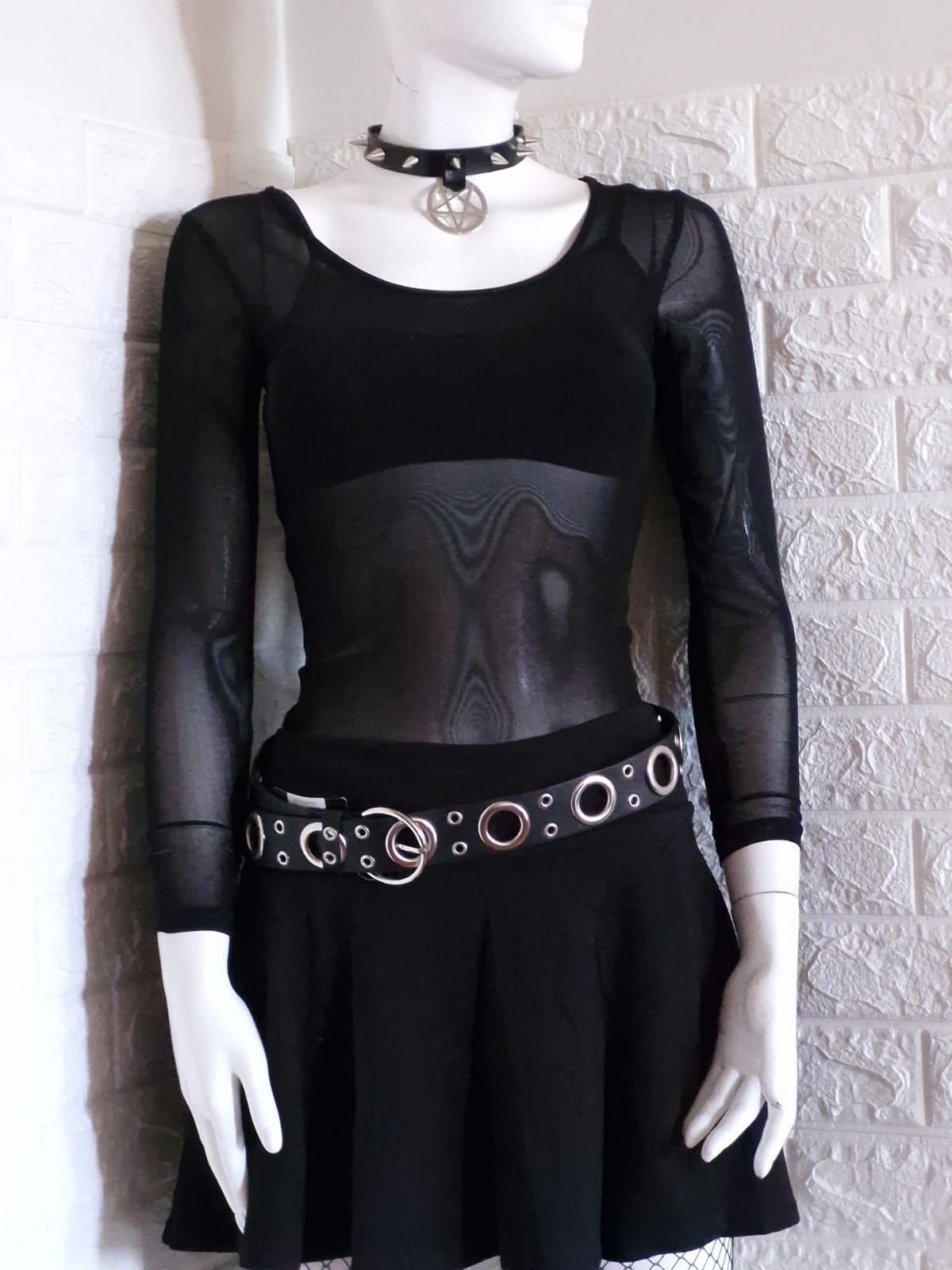 Crop Tops o Poleras negras Verano para esos días de fiesta o solo salir de paseo y verse maravillosa