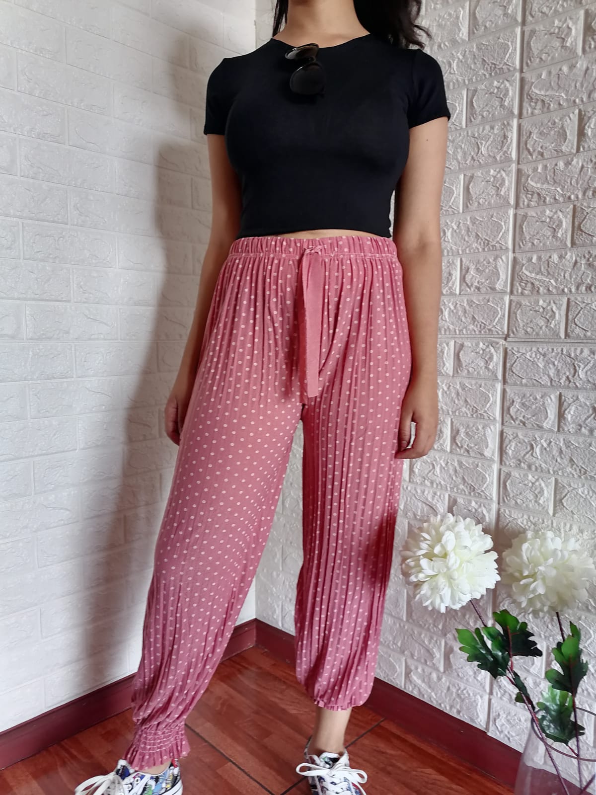 Pantalones de tela fresca vienen en variados colores
