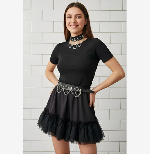 Falda Negra Goth Corta con Tul y elástico