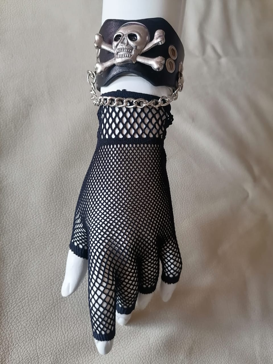 Pulsera Gotica, para completar tu outfit, dark, gotico, egirls, punk, rock