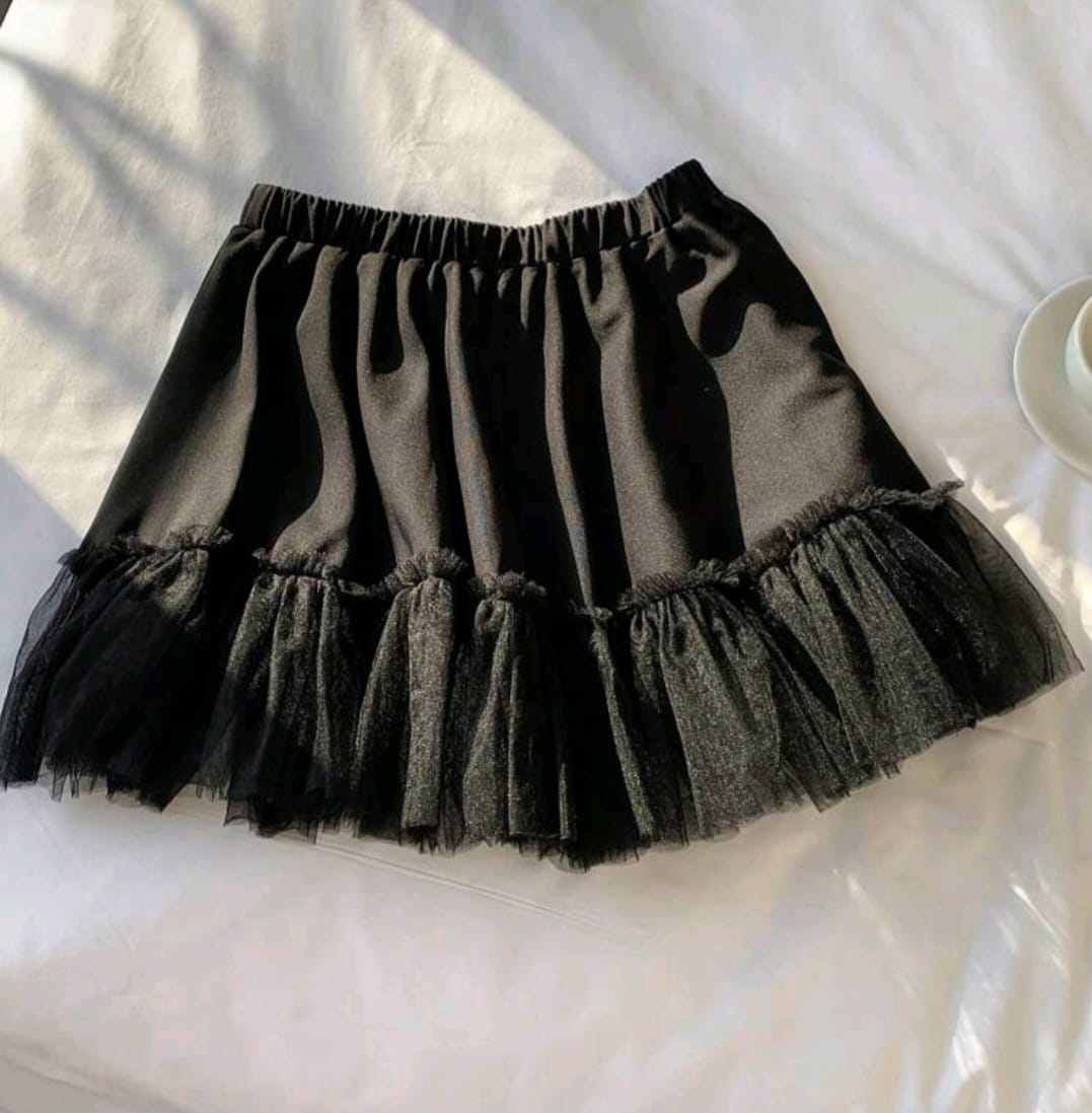 falda negra con diseño, góticos, calavera, dark
