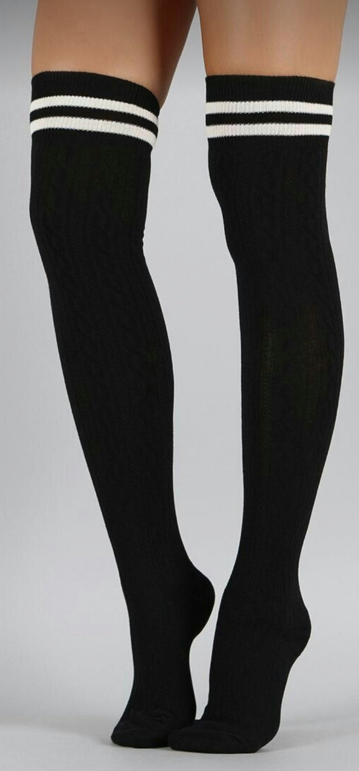 Kuromi, Pack promo con bucanera, Una Falda Negra y Una panty Kuromi