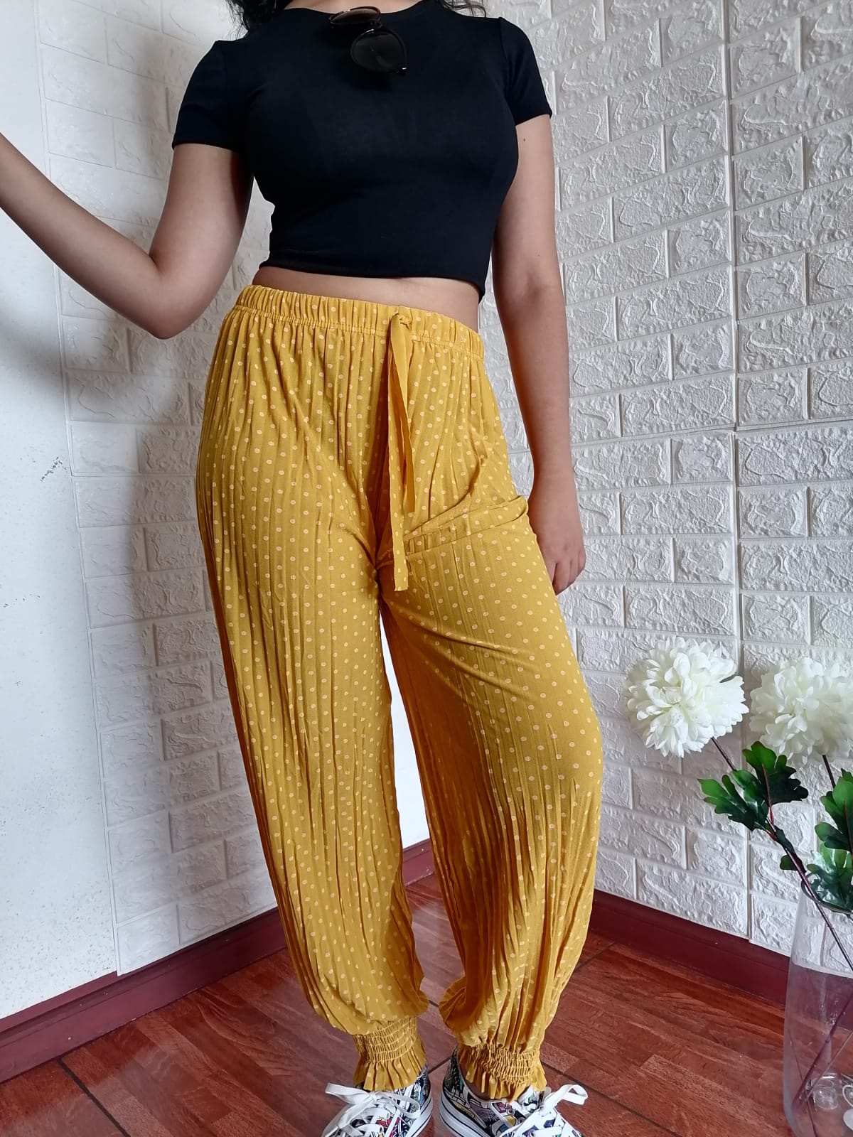 Pantalones de tela fresca vienen en  variados colores